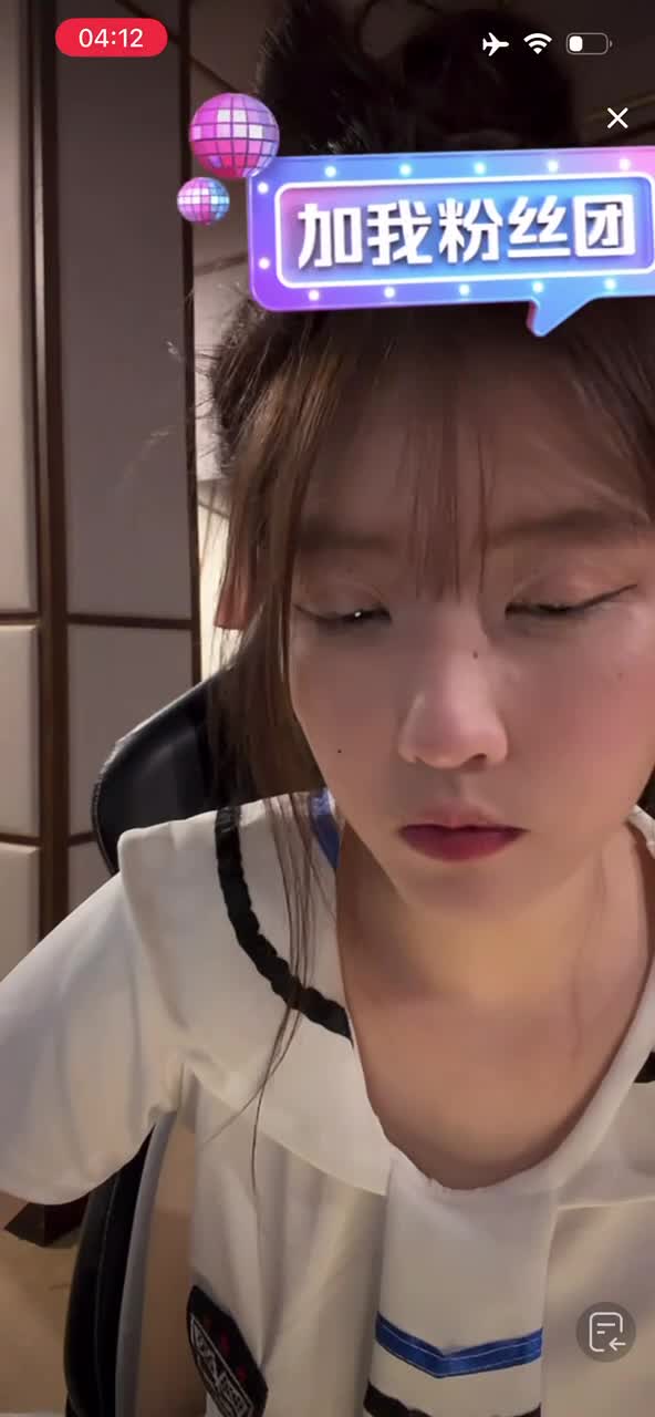 #杀猪饲料 凸点走光2.MOV