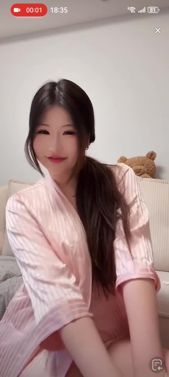 kanluping网祝大家五一假日愉快 (2).MP4