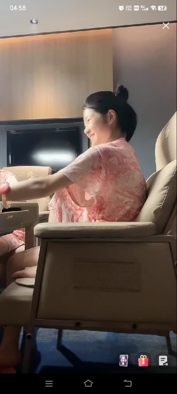 kanluping网祝大家五一假日愉快 (13).MP4