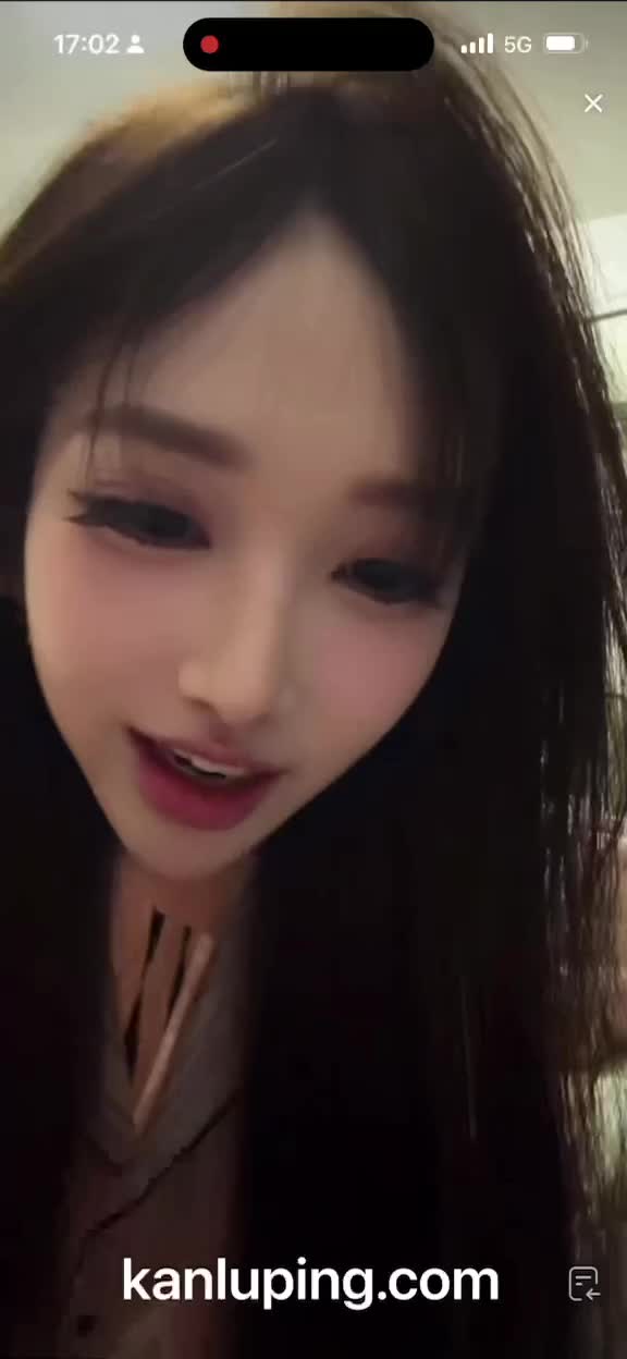 到底要看啥你这不是很清楚吗 就是最后的奶头啊.MP4