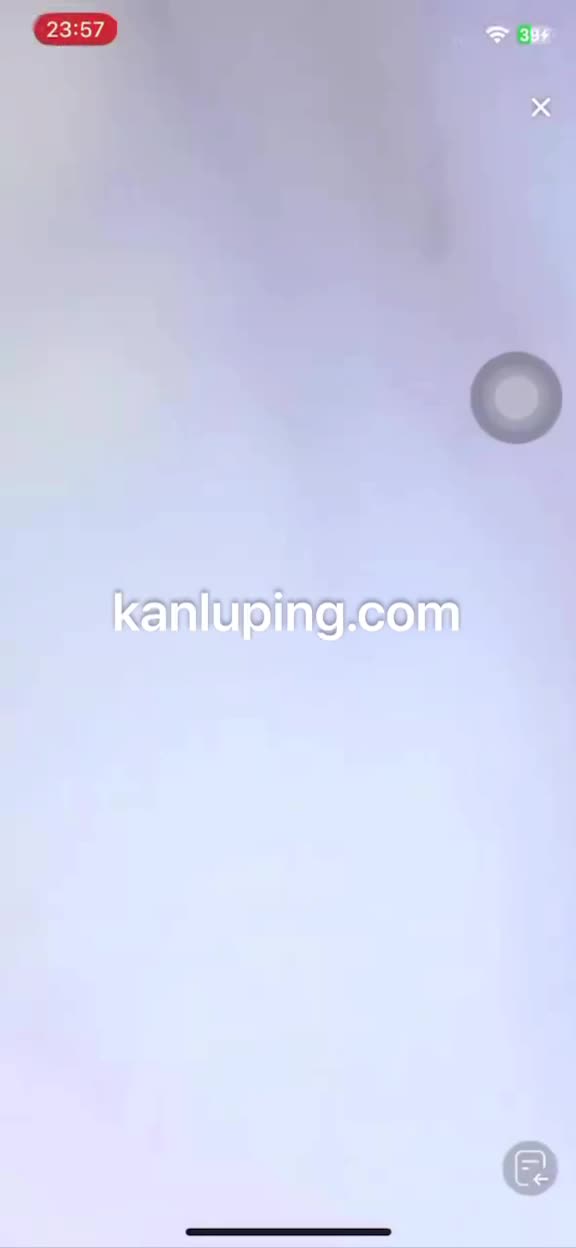 当着男朋友面走光 露点 这个我是没想到的 太刺激了.MP4