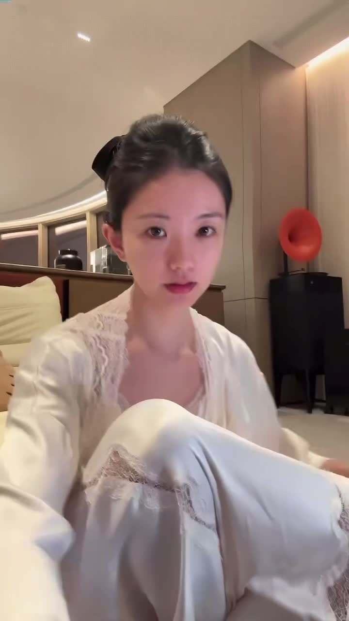 #是叁 走光.MP4