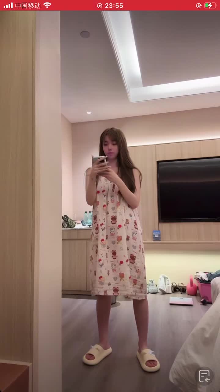 #檬檬张 走光3.MP4