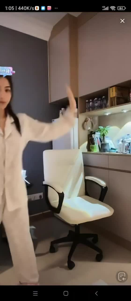60w网红 okok 直播走光.MP4